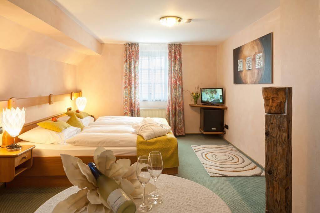 Landhotel Sonnenhof Siebeldingen Exteriör bild